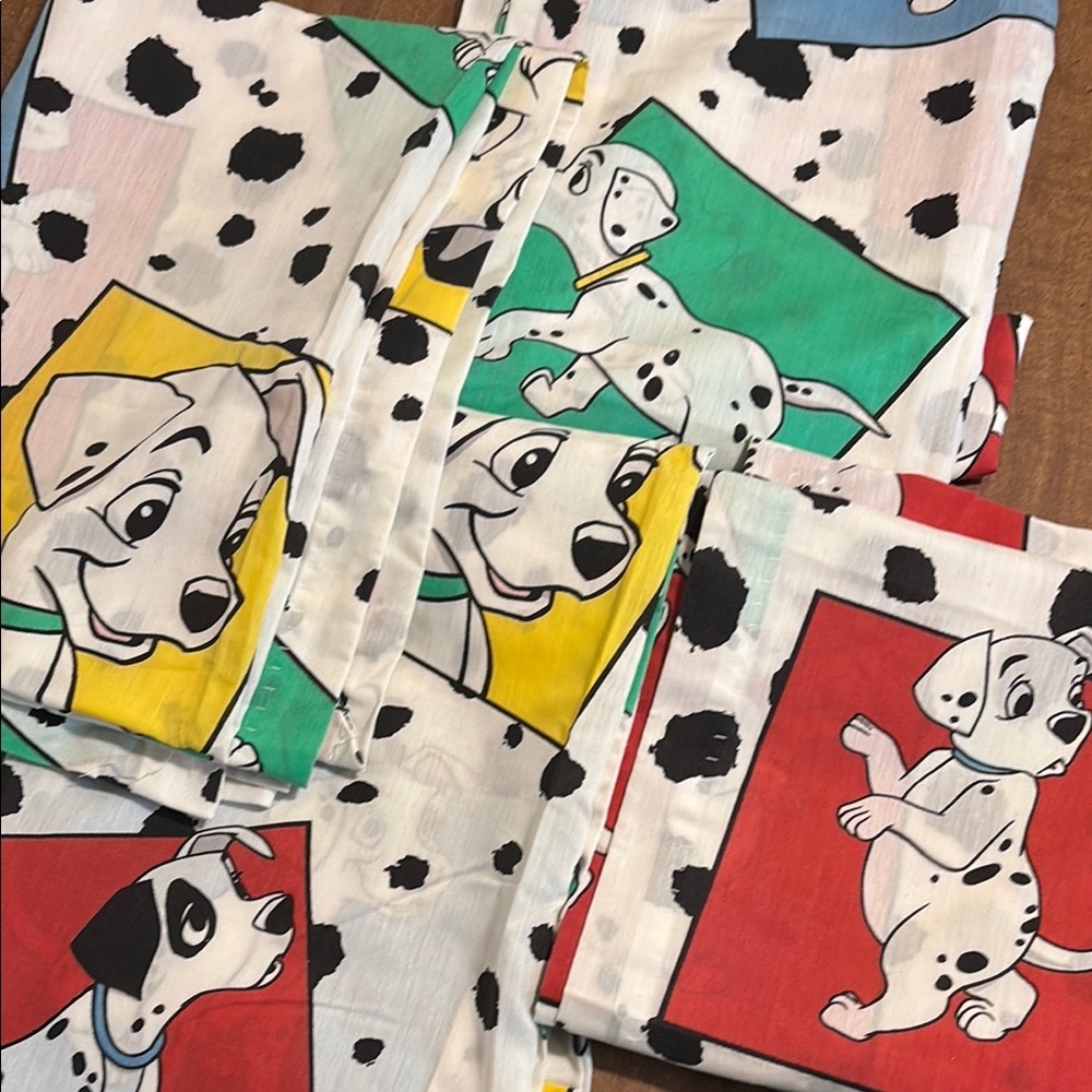 Vintage 101 Dalmatian curtain panels (set of 4)